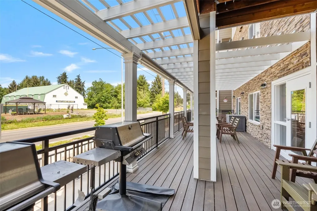 3803 17th Street SW Puyallup WA 98373