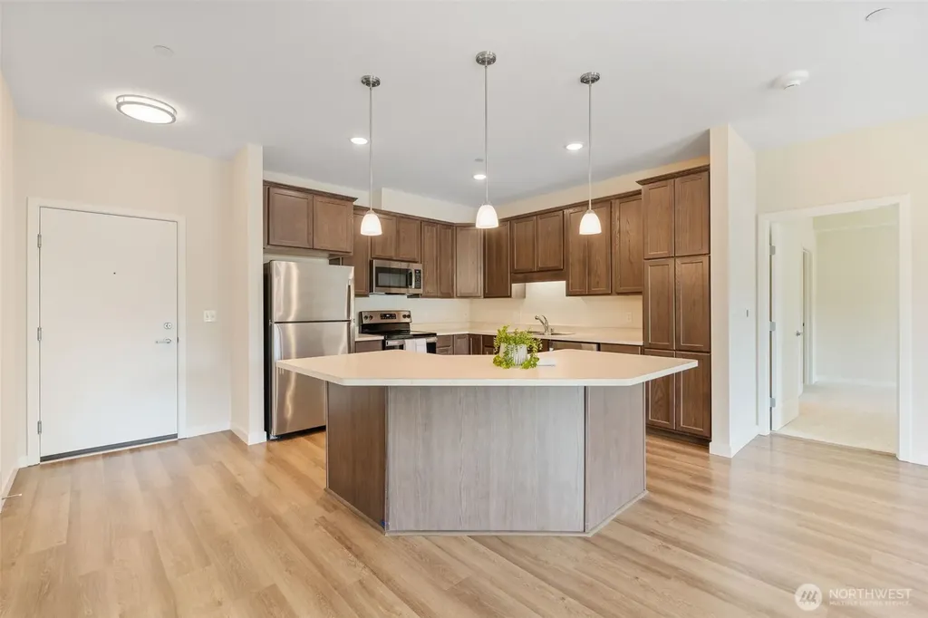 3803 17th Street SW Puyallup WA 98373