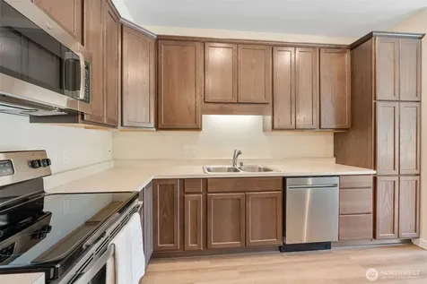 3803 17th Street SW Puyallup WA 98373