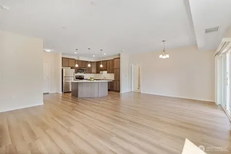 3803 17th Street SW Puyallup WA 98373