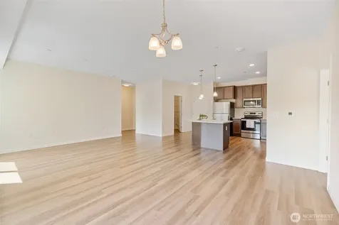 3803 17th Street SW Puyallup WA 98373