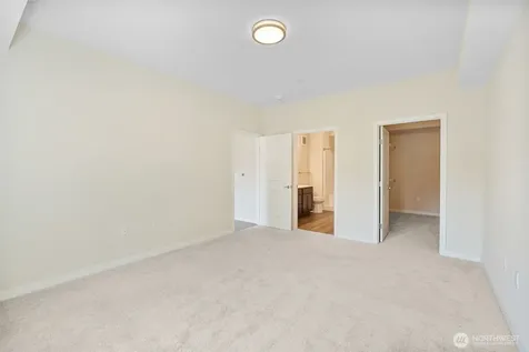3803 17th Street SW Puyallup WA 98373