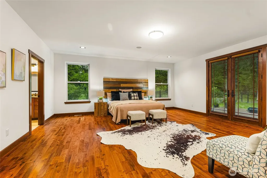 740 9th Avenue Fox Island WA 98333