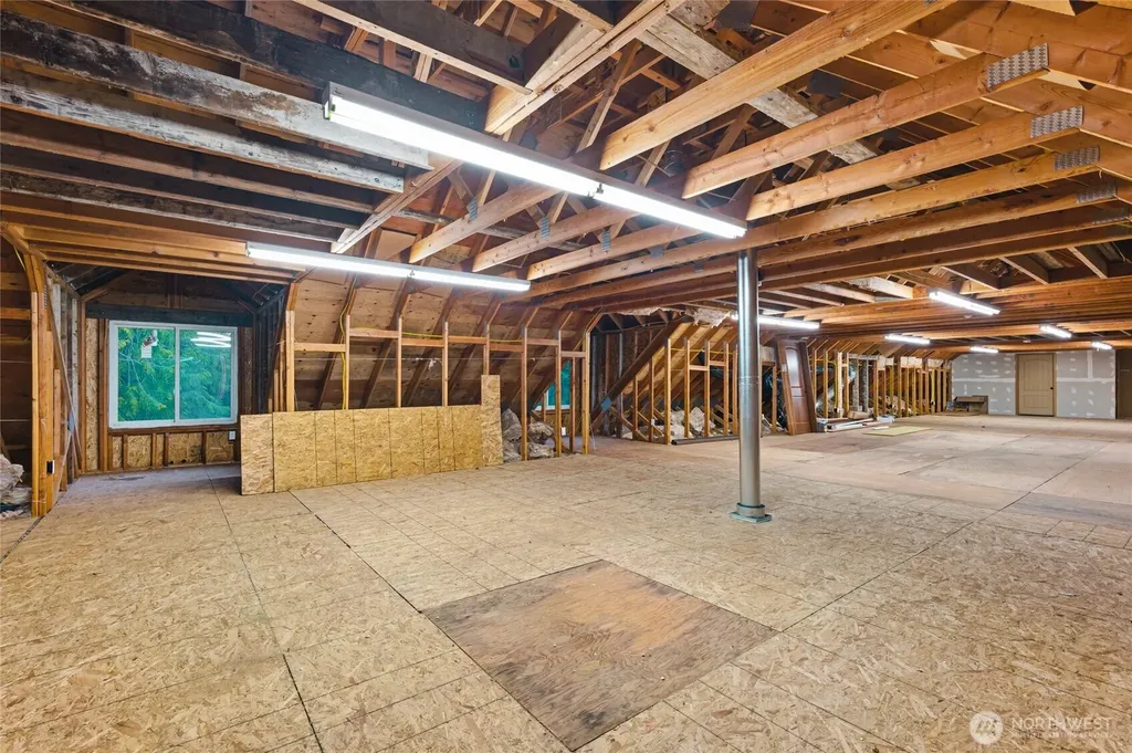 740 9th Avenue Fox Island WA 98333