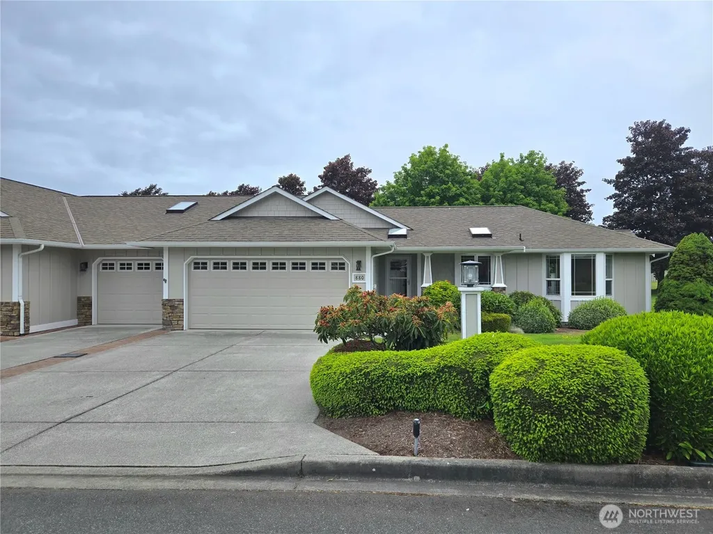 880 N Minstrel Road Sequim WA 98382
