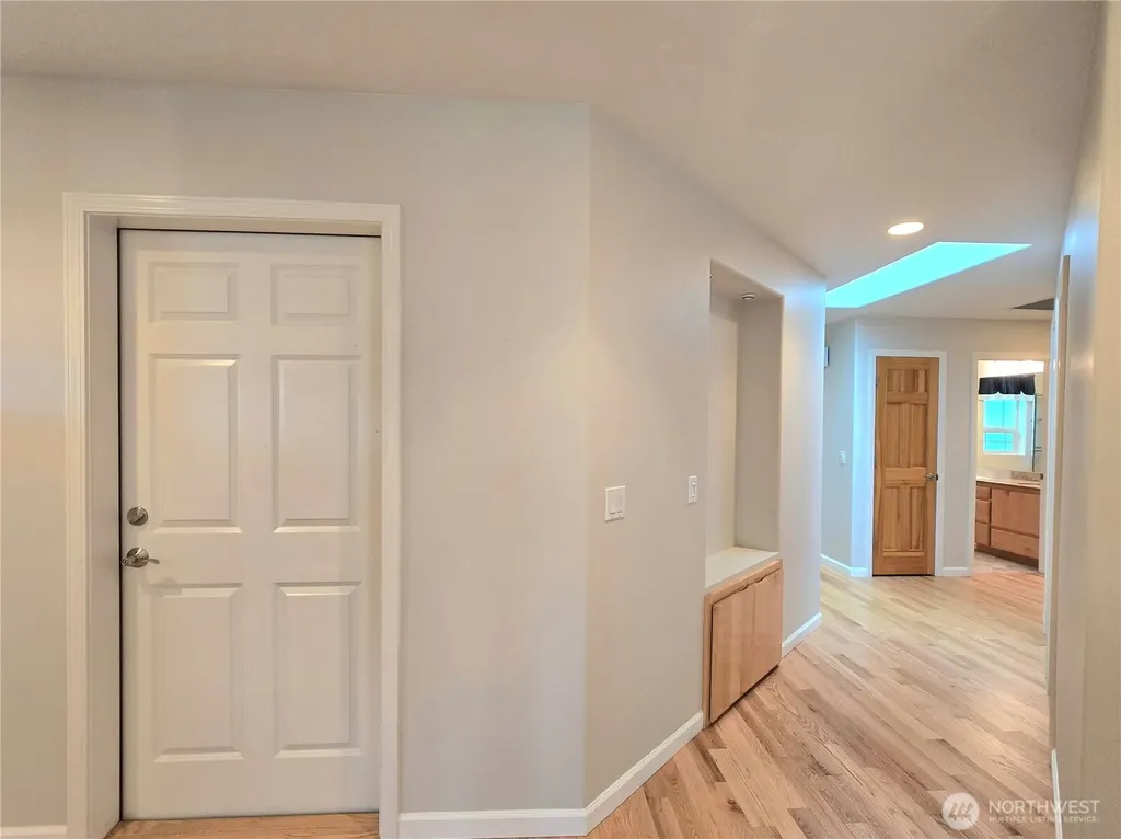 880 N Minstrel Road Sequim WA 98382