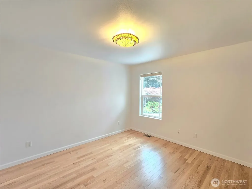 880 N Minstrel Road Sequim WA 98382