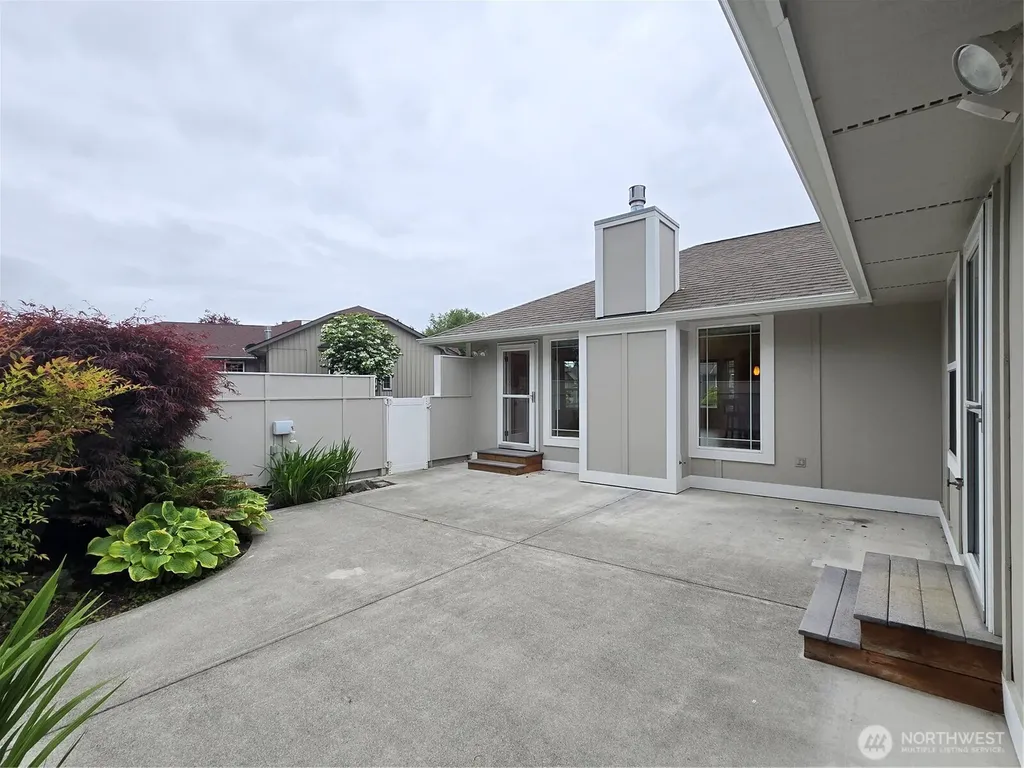 880 N Minstrel Road Sequim WA 98382