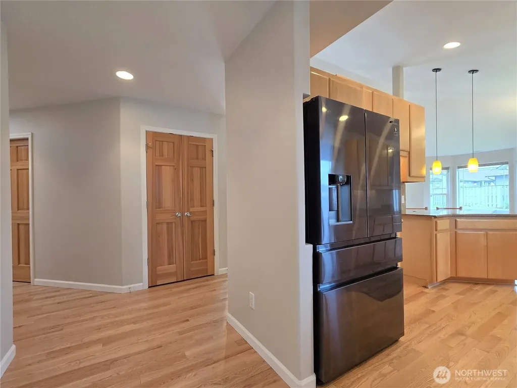 880 N Minstrel Road Sequim WA 98382
