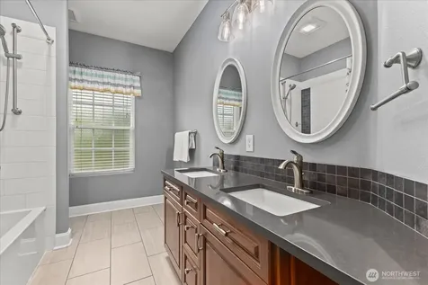 21410 SE 215th Street Maple Valley WA 98038
