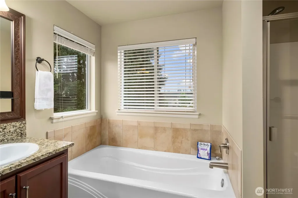 22443 SE 281st Court Maple Valley WA 98038