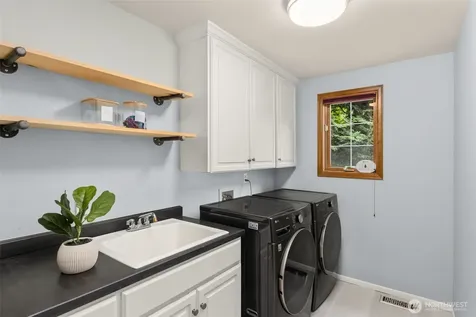 19619 NE 129th Way Woodinville WA 98077