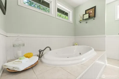 13101 58th Drive SE Snohomish WA 98296