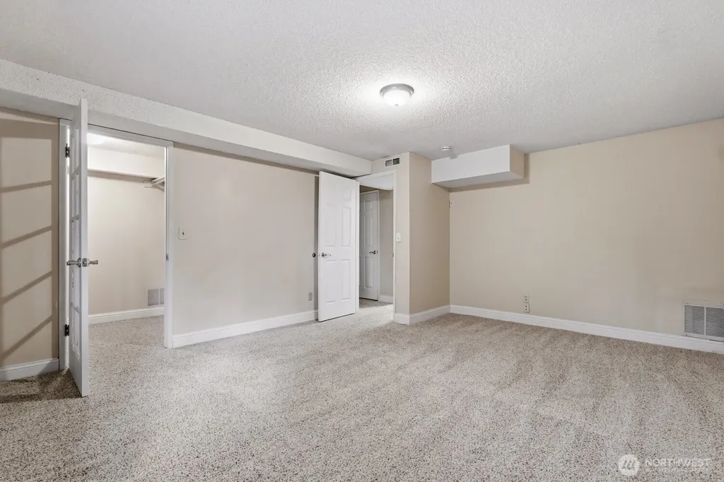 1520 Weathervane Drive Fircrest WA 98466