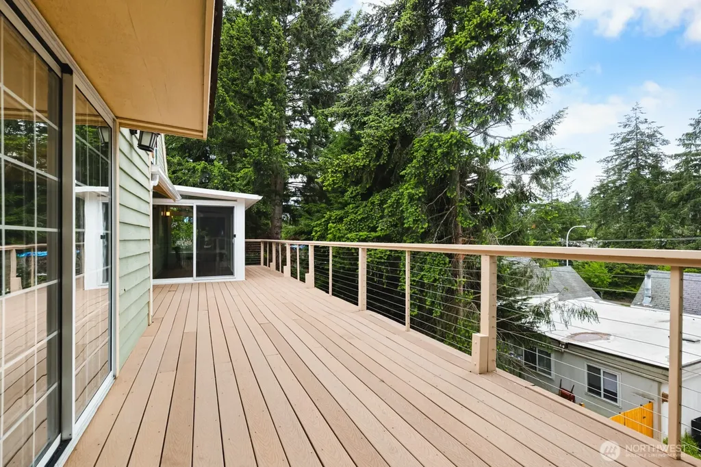 1520 Weathervane Drive Fircrest WA 98466