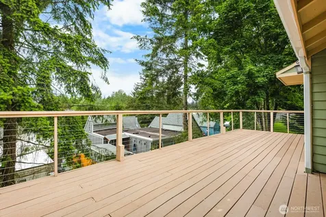 1520 Weathervane Drive Fircrest WA 98466