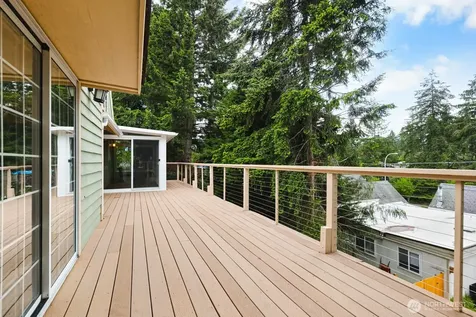 1520 Weathervane Drive Fircrest WA 98466