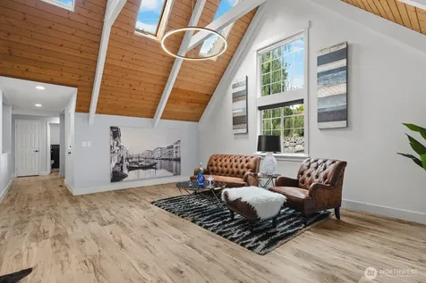 1520 Weathervane Drive Fircrest WA 98466