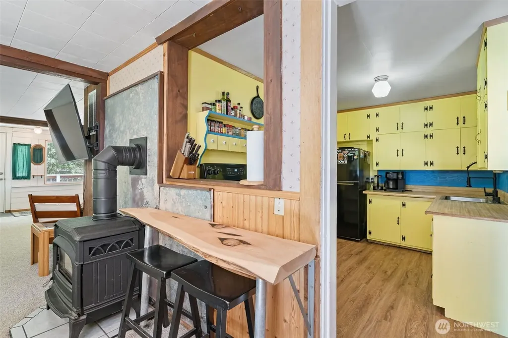 1364 Silverbrook Road Randle WA 98377