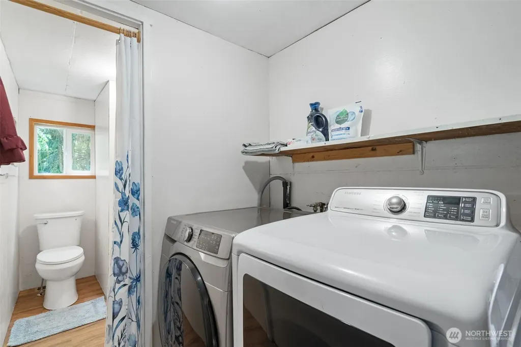 1364 Silverbrook Road Randle WA 98377