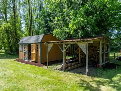 1364 Silverbrook Road Randle WA 98377