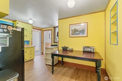 1364 Silverbrook Road Randle WA 98377