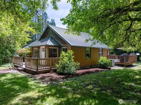 1364 Silverbrook Road Randle WA 98377