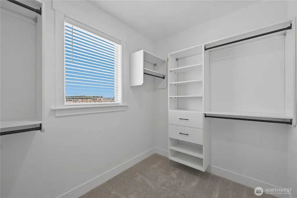 32069 Myrtle Avenue SE Black Diamond WA 98010