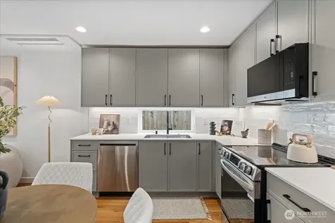4120 Burke Avenue N Seattle WA 98103
