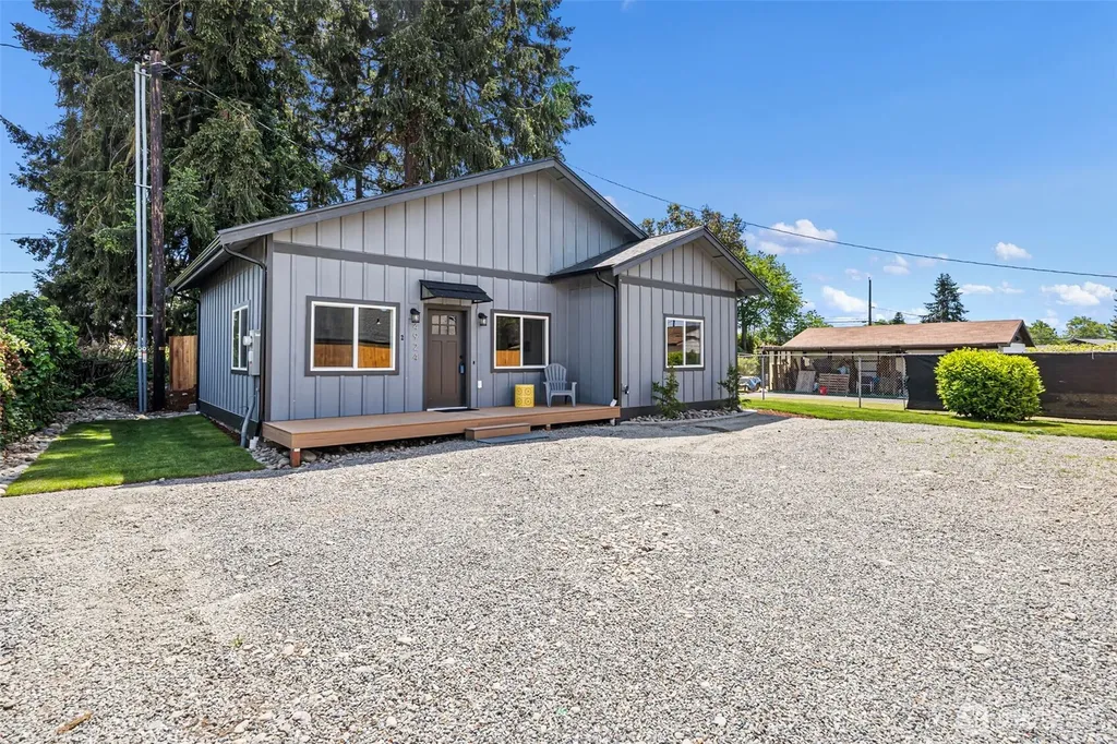 4924 Diamond Boulevard Lakewood WA 98499