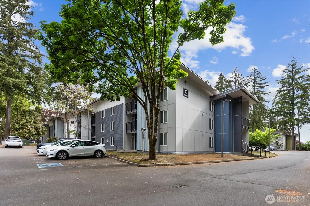 14620 NE 31st Street Bellevue WA 98007