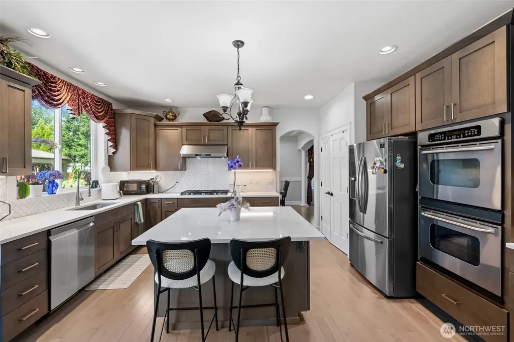 2401 12th Avenue NW Puyallup WA 98371