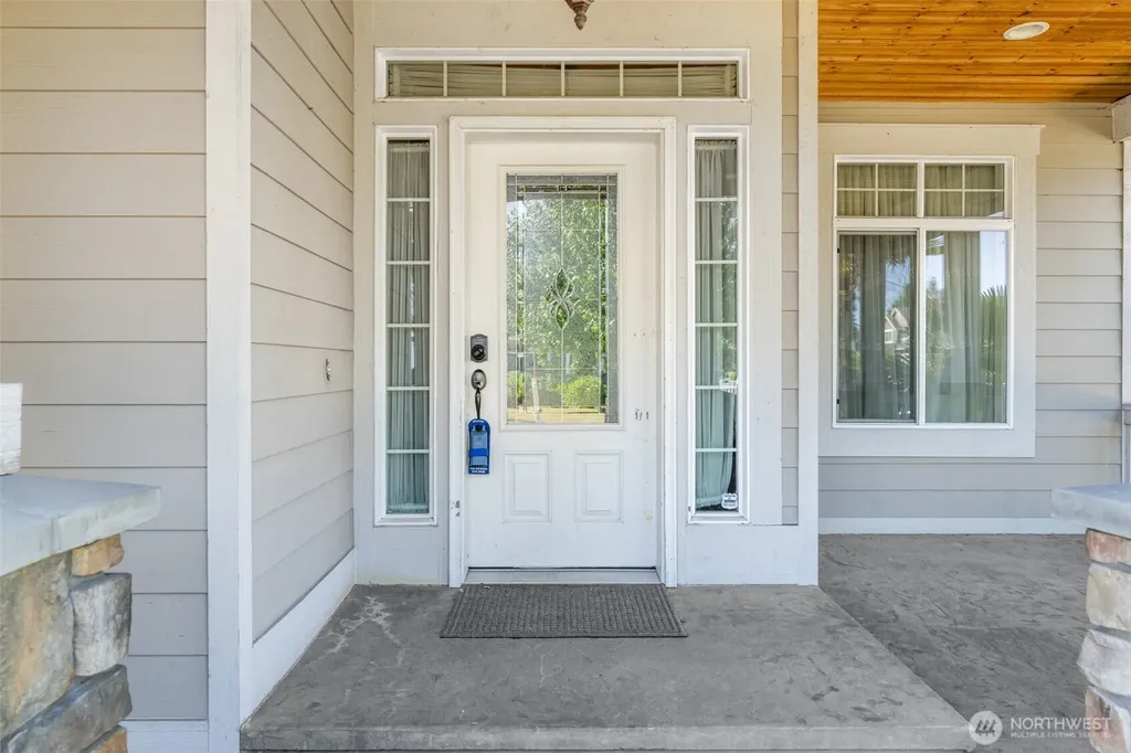 2401 12th Avenue NW Puyallup WA 98371