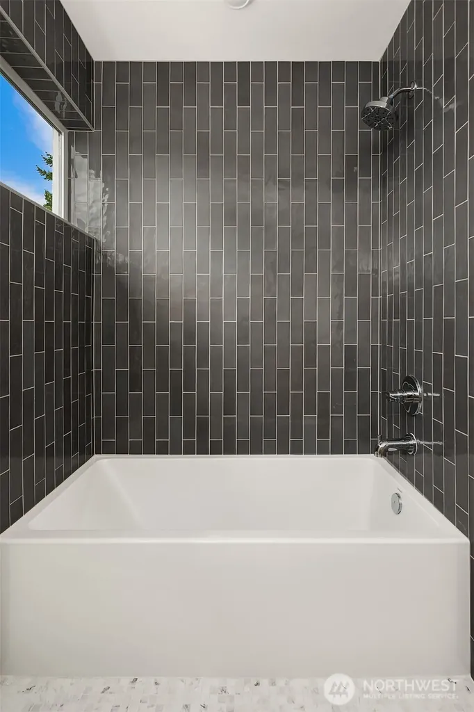 2028 NE 123rd Street Seattle WA 98125