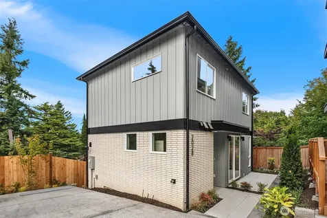 2028 NE 123rd Street Seattle WA 98125