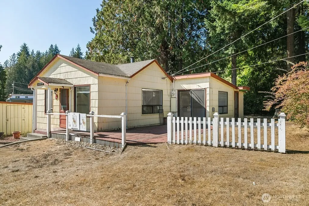 20363 NW Cedar Lane Poulsbo WA 98370