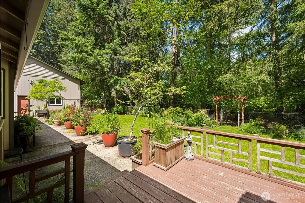 7626 Thrush Drive SE Olympia WA 98513
