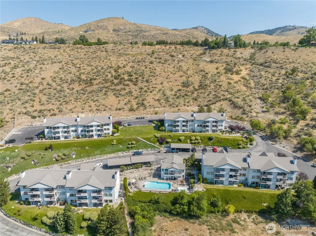 808 W Manson Highway Chelan WA 98816
