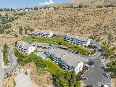 808 W Manson Highway Chelan WA 98816