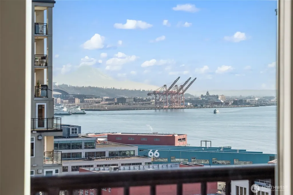 2717 Western Avenue Seattle WA 98121