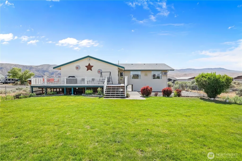 407 Summer Place S Mattawa WA 99349