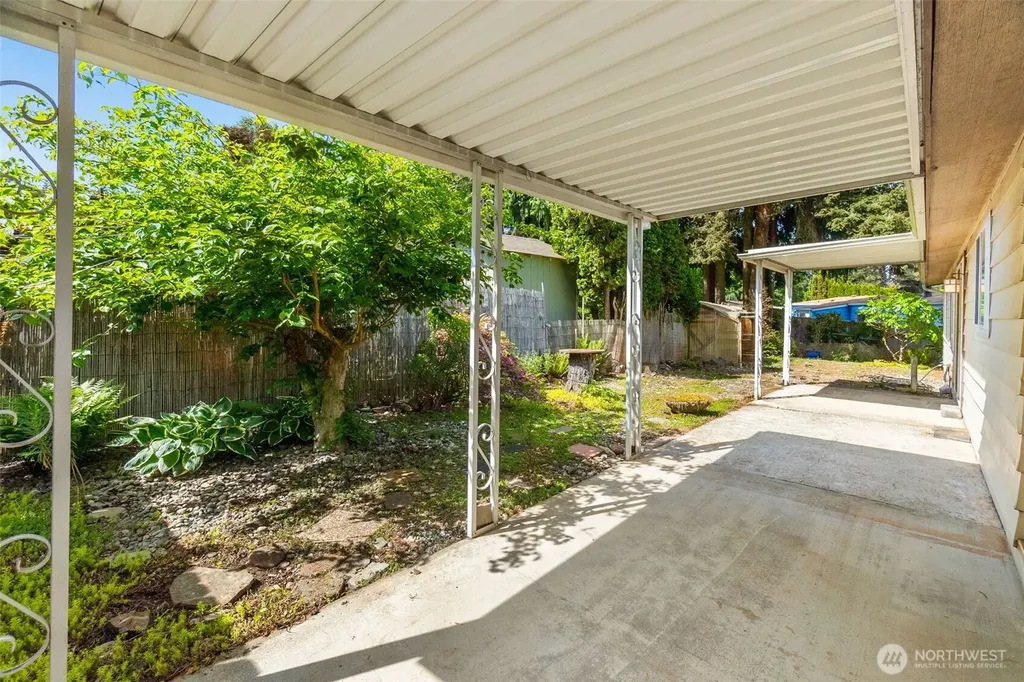 5515 SE Yakima Lane Lacey WA 98503