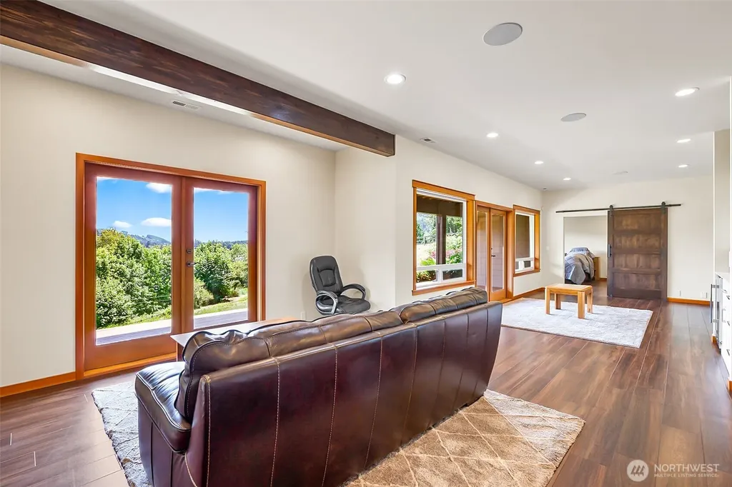 23738 Carlson Place Mount Vernon WA 98274