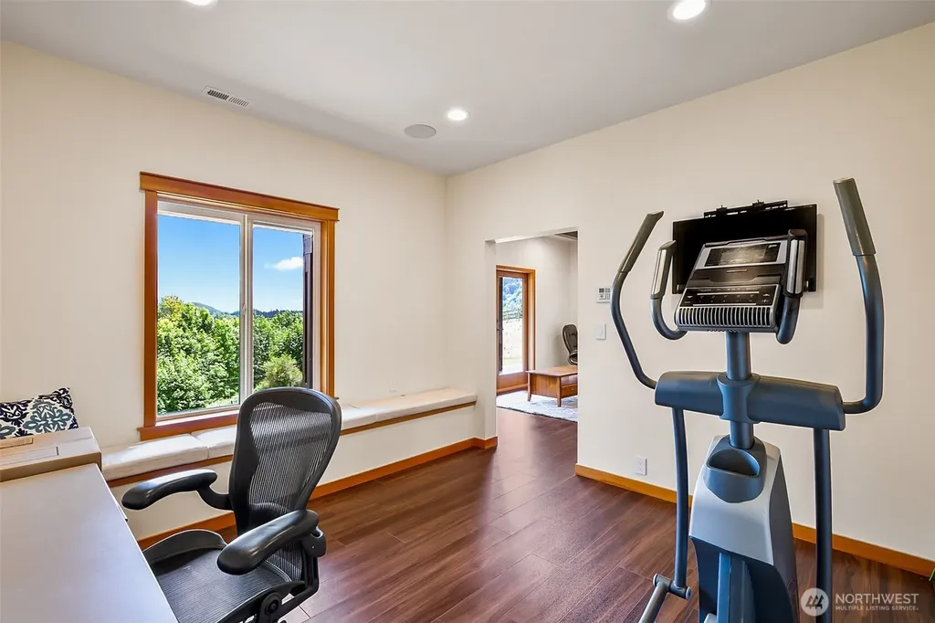 23738 Carlson Place Mount Vernon WA 98274