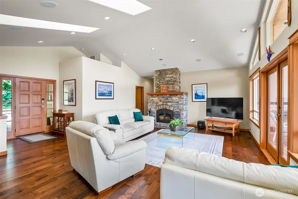 23738 Carlson Place Mount Vernon WA 98274