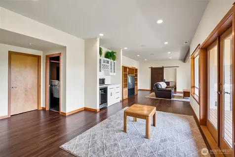 23738 Carlson Place Mount Vernon WA 98274