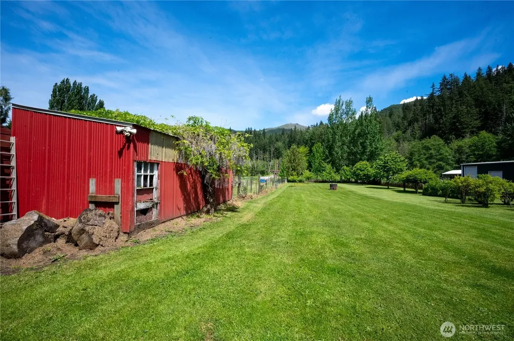4750 Mt Baker Highway Deming WA 98244