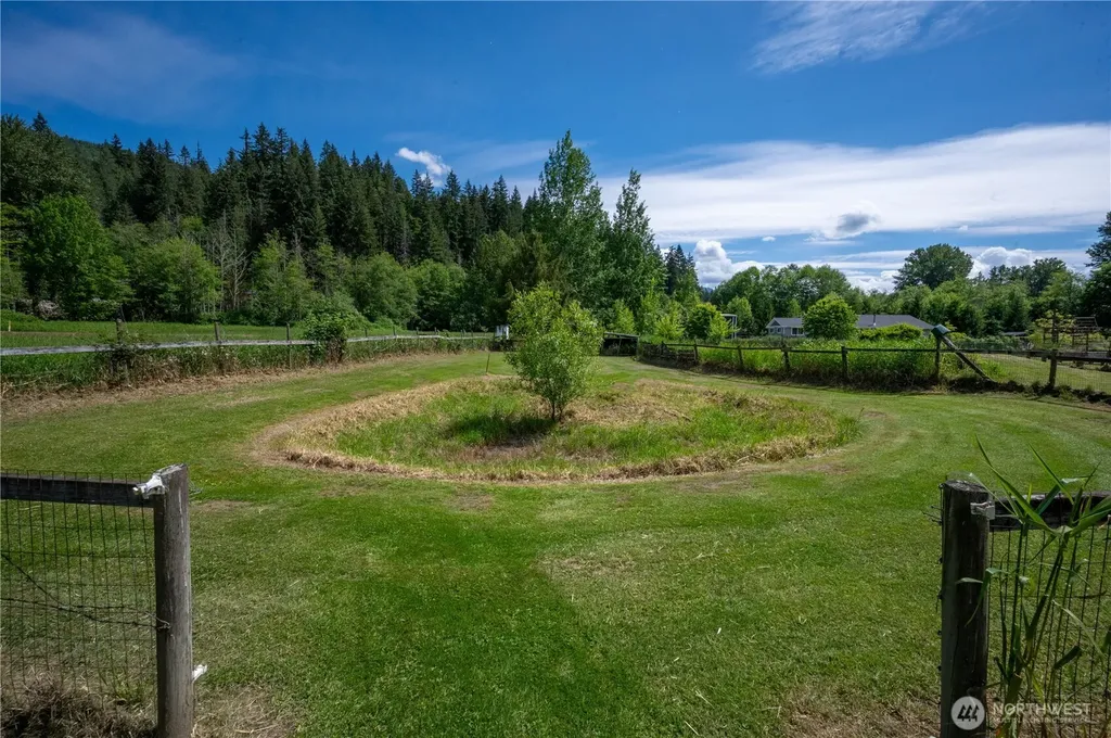 4750 Mt Baker Highway Deming WA 98244