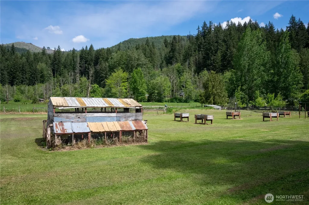 4750 Mt Baker Highway Deming WA 98244