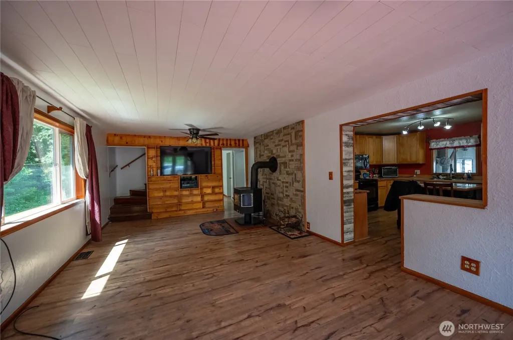 4750 Mt Baker Highway Deming WA 98244